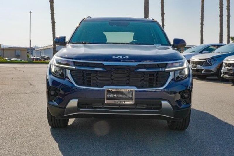 2025 Kia Seltos EXImage 2