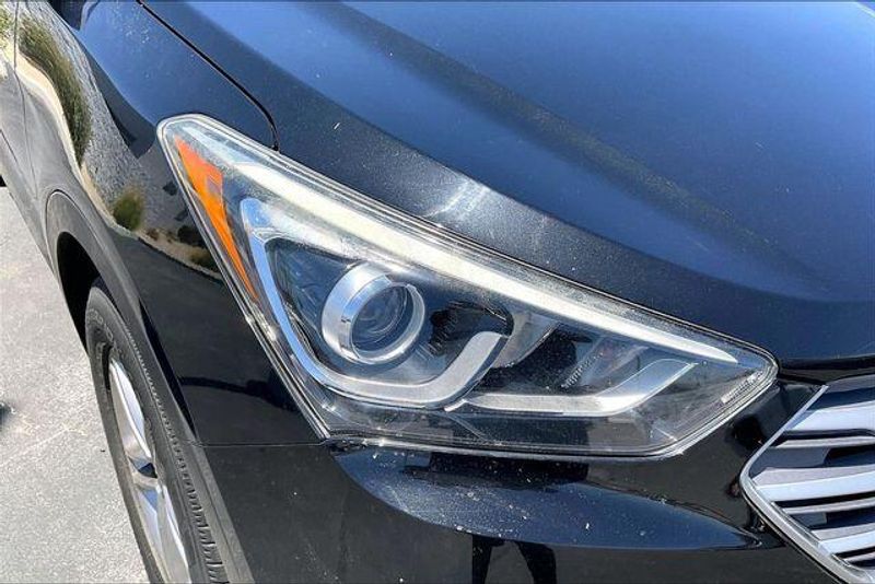 Used 2018 Hyundai Santa Fe Sport 2.4 BaseImage 27