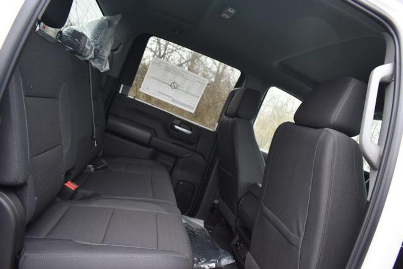 New 2026 Chevrolet Silverado 2500HD CustomImage 17