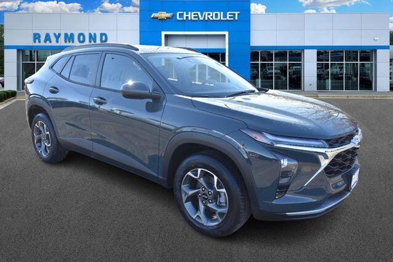 New 2026 Chevrolet Trax LTImage 11