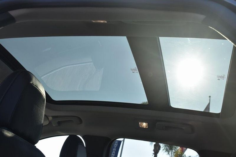 2025 Ford Escape Plug-In Hybrid BaseImage 13