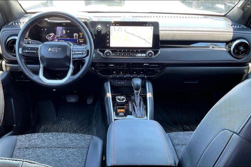 Used 2024 Chevrolet Colorado Z71Image 15