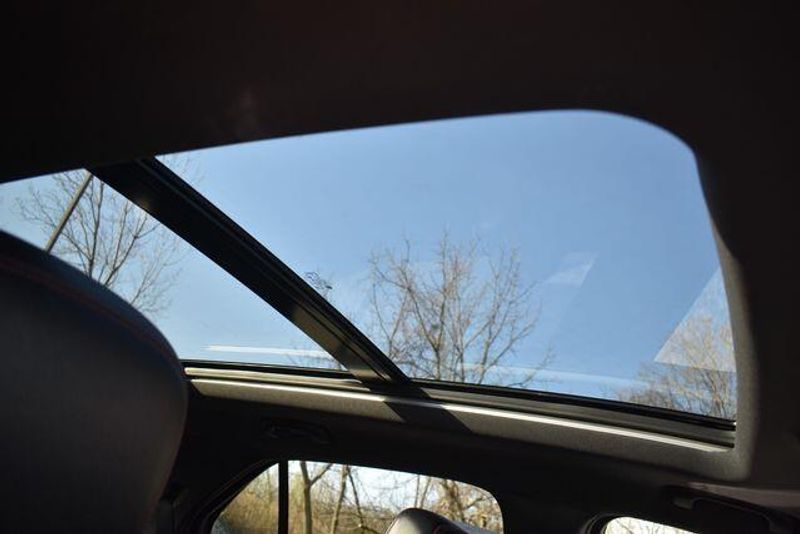 Used 2023 Chevrolet Equinox RSImage 14