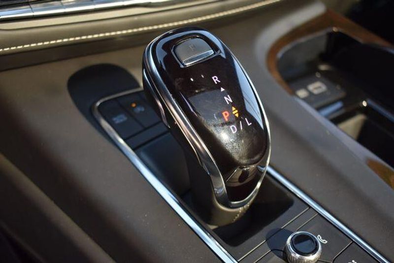 Used 2024 Cadillac Escalade Sport PlatinumImage 38