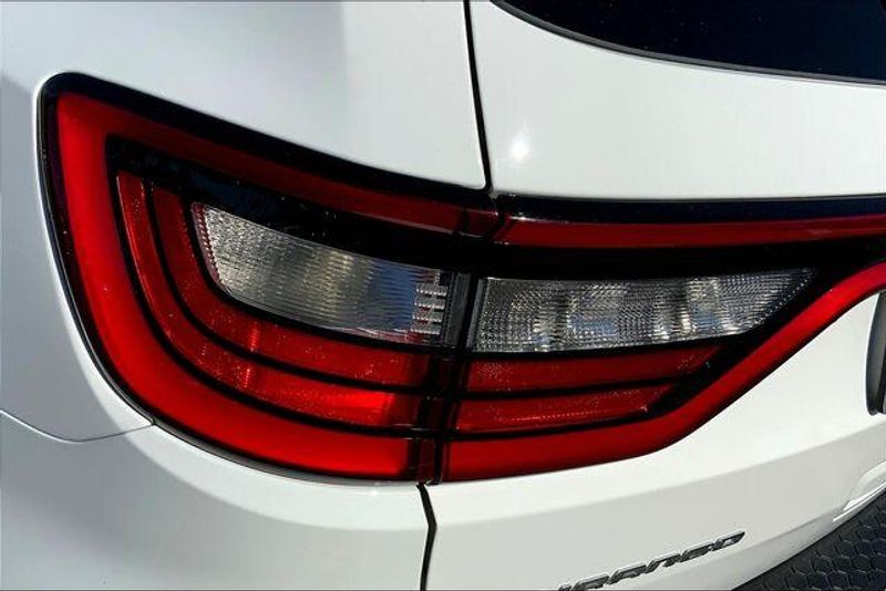 Used 2019 Dodge Durango SXTImage 28