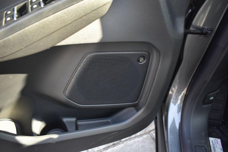 2025 Ford Escape Plug-In Hybrid BaseImage 15