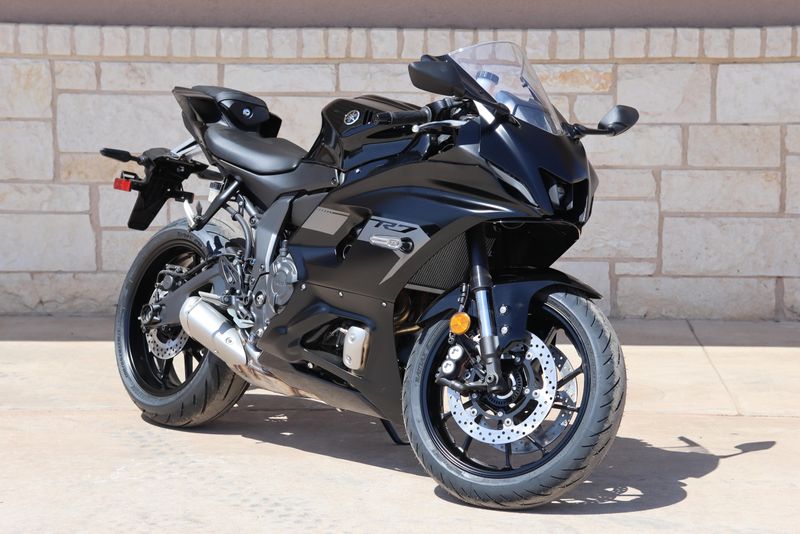 2025 YAMAHA YZFR7 MATTE RAVEN BLACK 