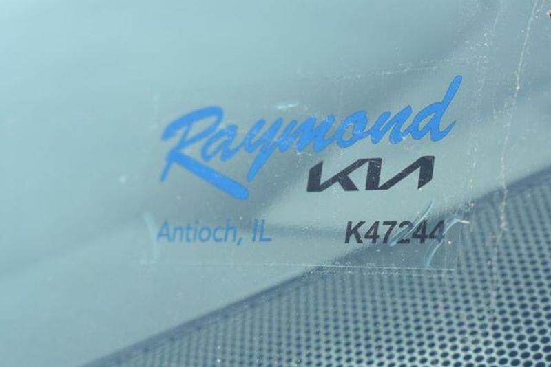 New 2025 Kia Sorento LXImage 32