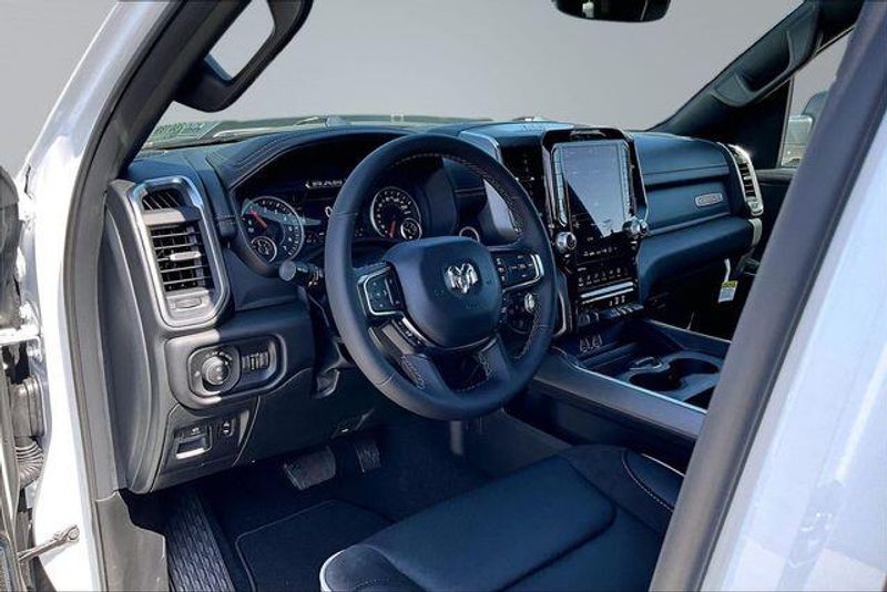New 2026 RAM 1500 LaramieImage 4