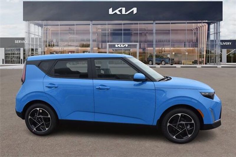 2025 Kia Soul EXImage 2