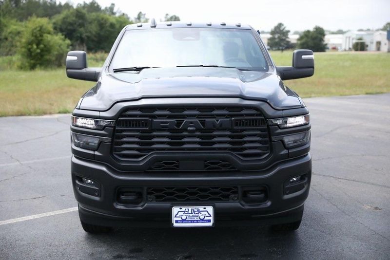2025 RAM 2500 Tradesman Regular Cab 4x4 8