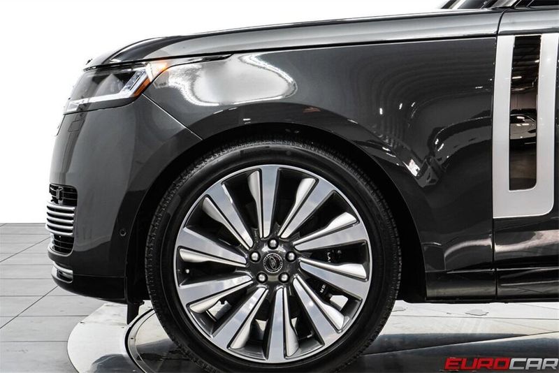 Used 2025 Land Rover Range Rover SV *EXECUTIVE CLASS REAR SEATS*Image 13