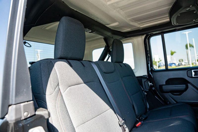 New 2026 Jeep Wrangler RubiconImage 18