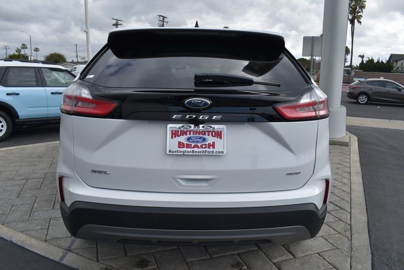 2024 Ford Edge SELImage 10