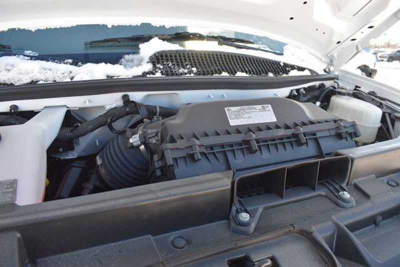 New 2025 Chevrolet Express 2500 Work VanImage 30