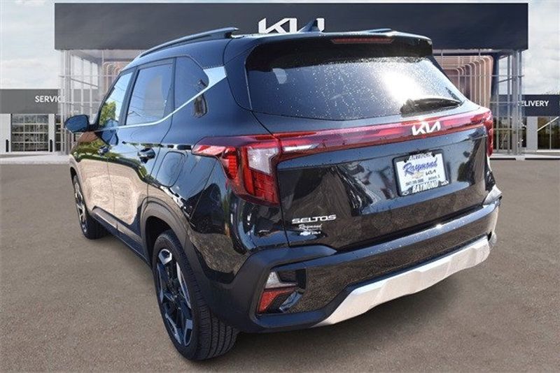 2024 Kia Seltos SXImage 7