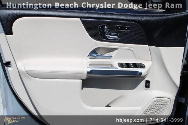 2021 Mercedes-Benz GLB 250Image 13