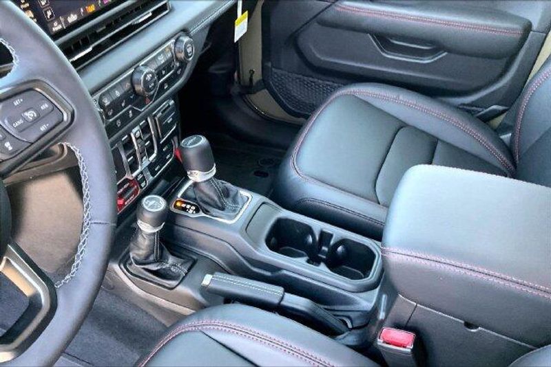 New 2026 Jeep Gladiator Rubicon 4x4Image 7