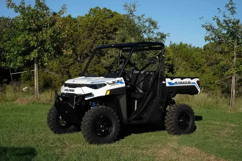 2024 Polaris RANGER XP KINETIC ULTIMATE ICY WHITE PEARLImage 2