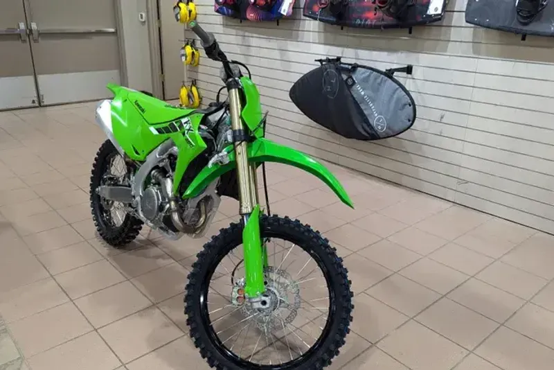 2025 KAWASAKI KX 450 