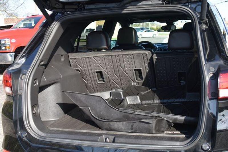 Used 2023 Chevrolet Equinox RSImage 19