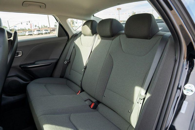 Used 2025 Kia K4 LXImage 14