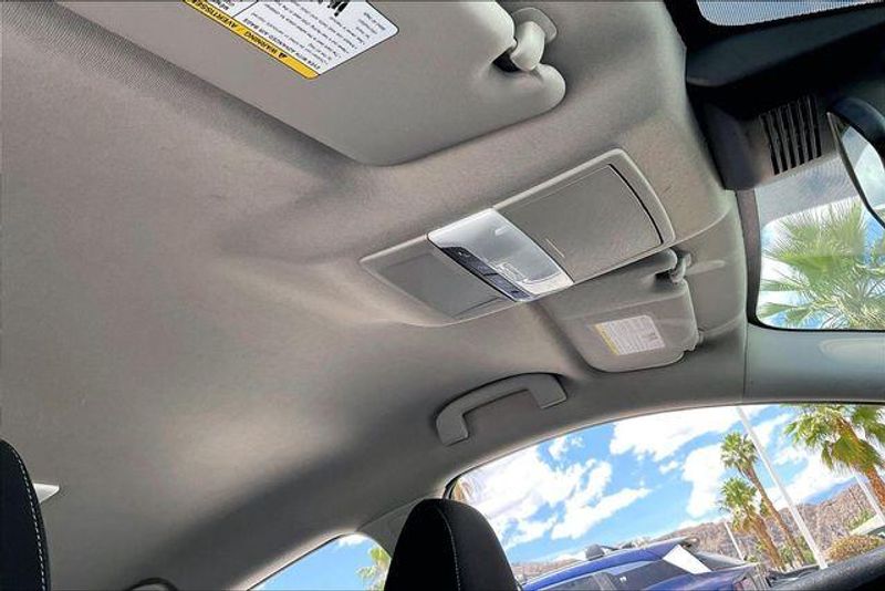 Used 2025 Nissan Sentra SVImage 29