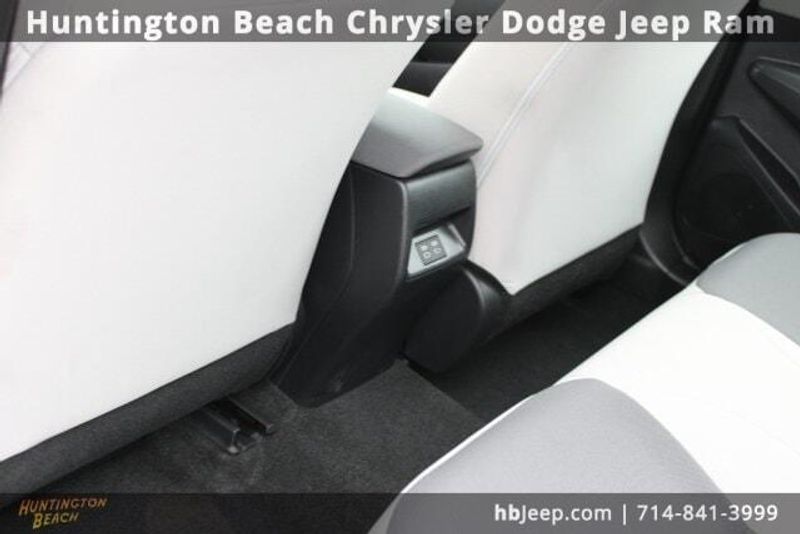 2024 Toyota Corolla LEImage 34