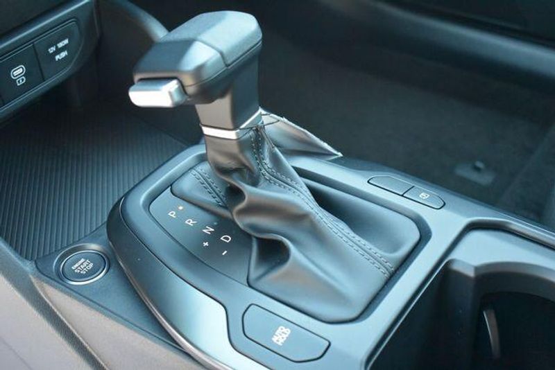 New 2026 Kia K4 LXSImage 21