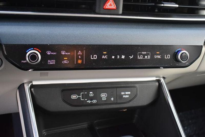 New 2026 Kia Carnival EXImage 33