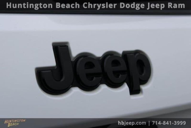 2022 Jeep Grand Cherokee WK Laredo XImage 7