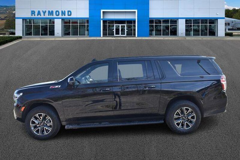 Used 2023 Chevrolet Suburban Z71Image 6