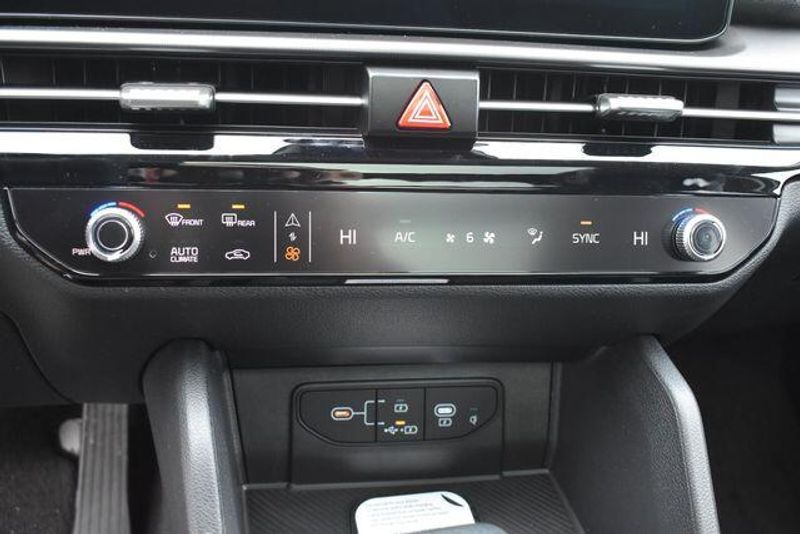 New 2026 Kia Sportage EXImage 31