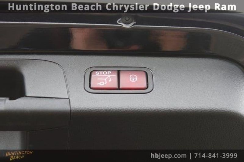2022 Mercedes-Benz GLC 300Image 39
