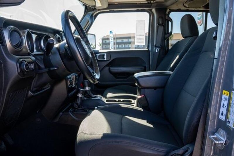 Used 2020 Jeep Wrangler Unlimited Sport SImage 11