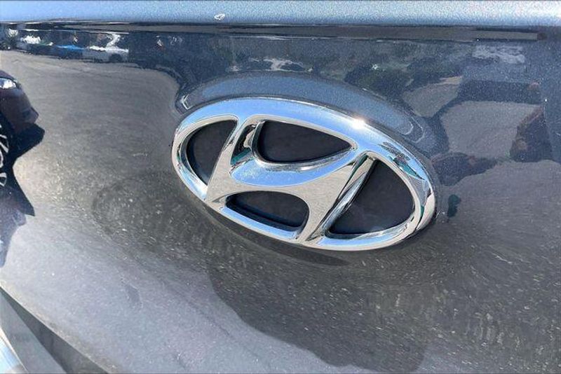 Used 2021 Hyundai Tucson SEImage 31