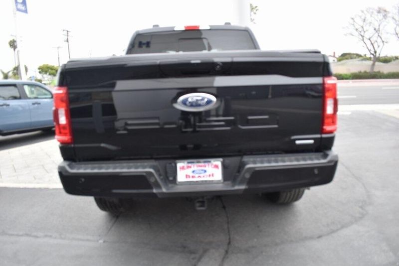2022 Ford F-150 XLTImage 8