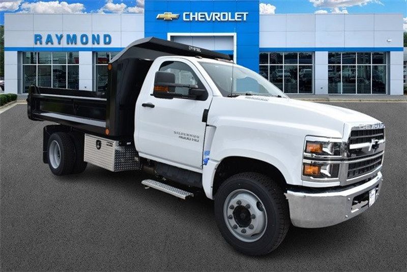 2024 Chevrolet Silverado 4500HD Work TruckImage 10