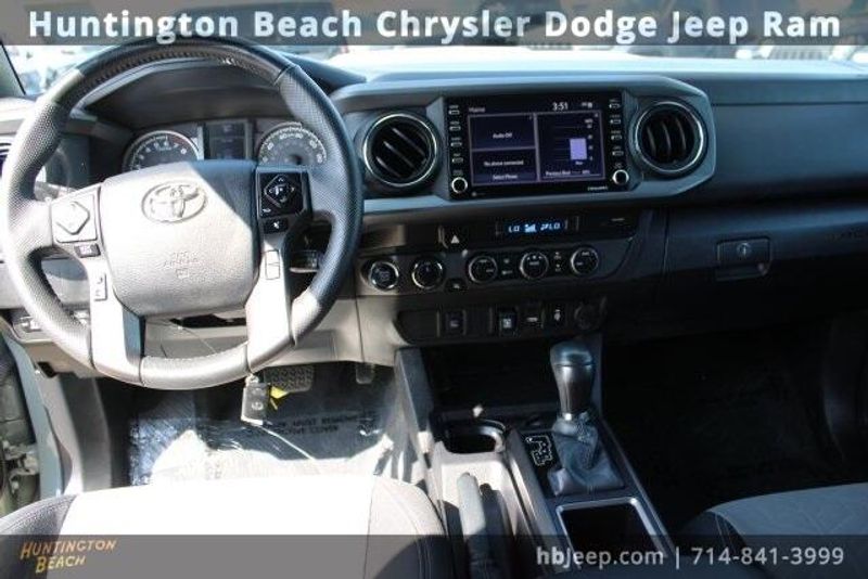 2023 Toyota Tacoma TRD SportImage 18