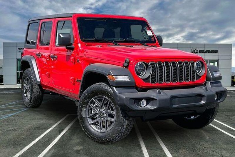 New 2026 Jeep Wrangler 4-door Sport SImage 14