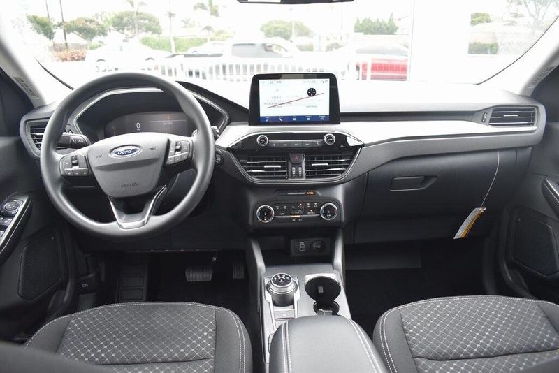 New 2025 Ford Escape ActiveImage 11