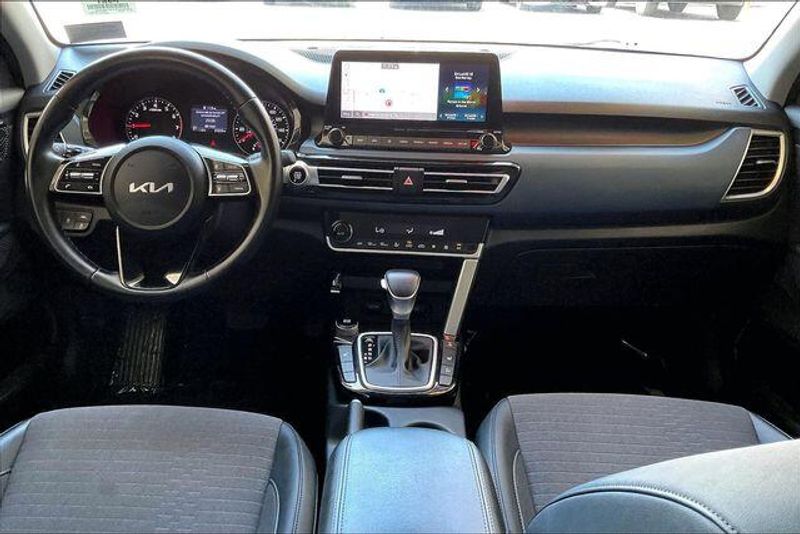 Used 2023 Kia Seltos NightfallImage 15