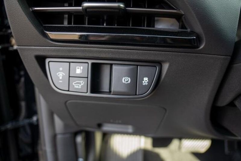 New 2025 Kia EV6 WindImage 16