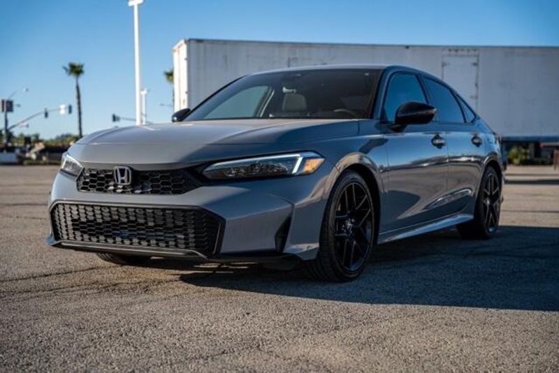 Used 2025 Honda Civic SportImage 3