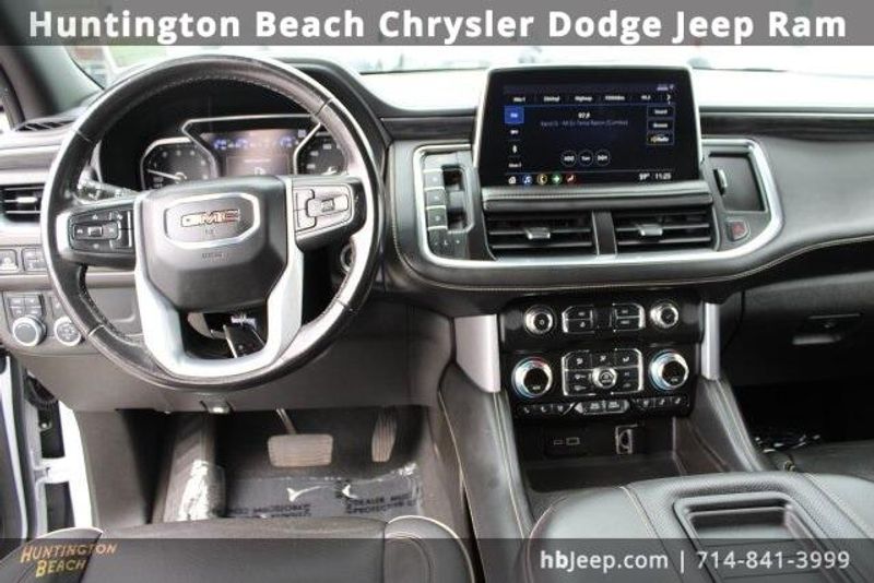 2021 GMC Yukon SLTImage 17