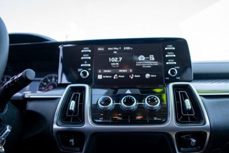 2023 Kia Sorento LXImage 13