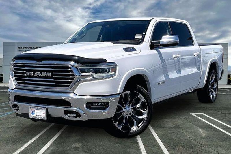 Used 2023 RAM 1500 LimitedImage 1