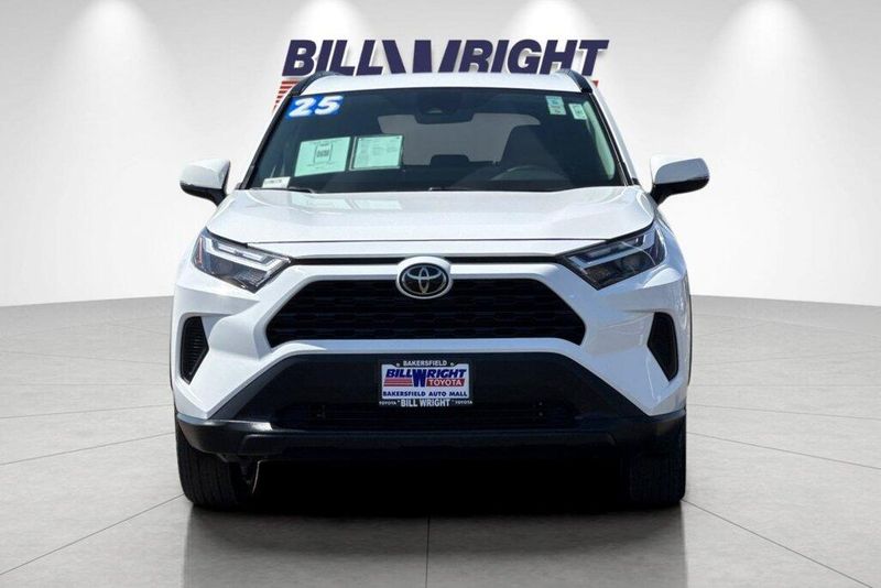 Used 2025 Toyota RAV4 XLEImage 8