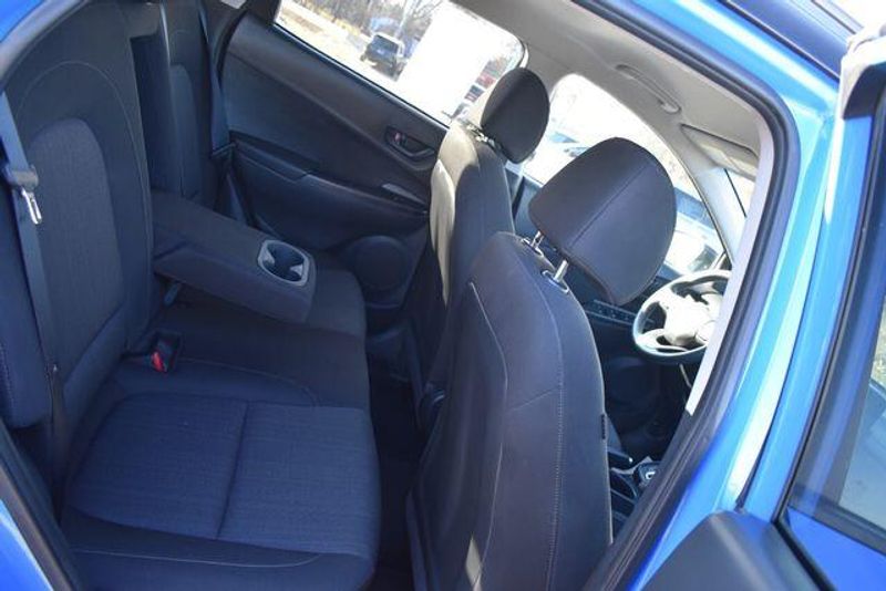 Used 2022 Hyundai Kona SELImage 13