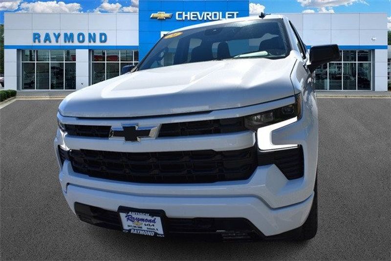 2024 Chevrolet Silverado 1500 RSTImage 9